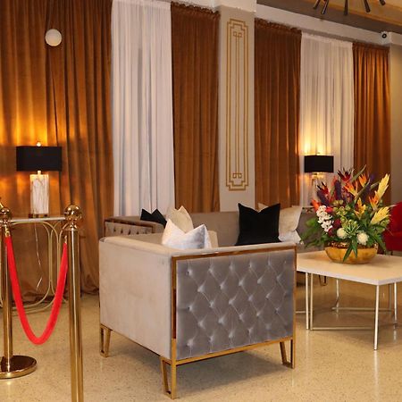 Tb Hotel Downtown Miami Bagian luar foto
