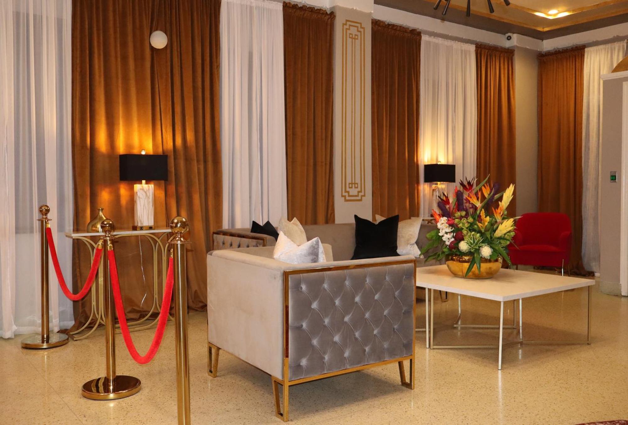 Tb Hotel Downtown Miami Bagian luar foto