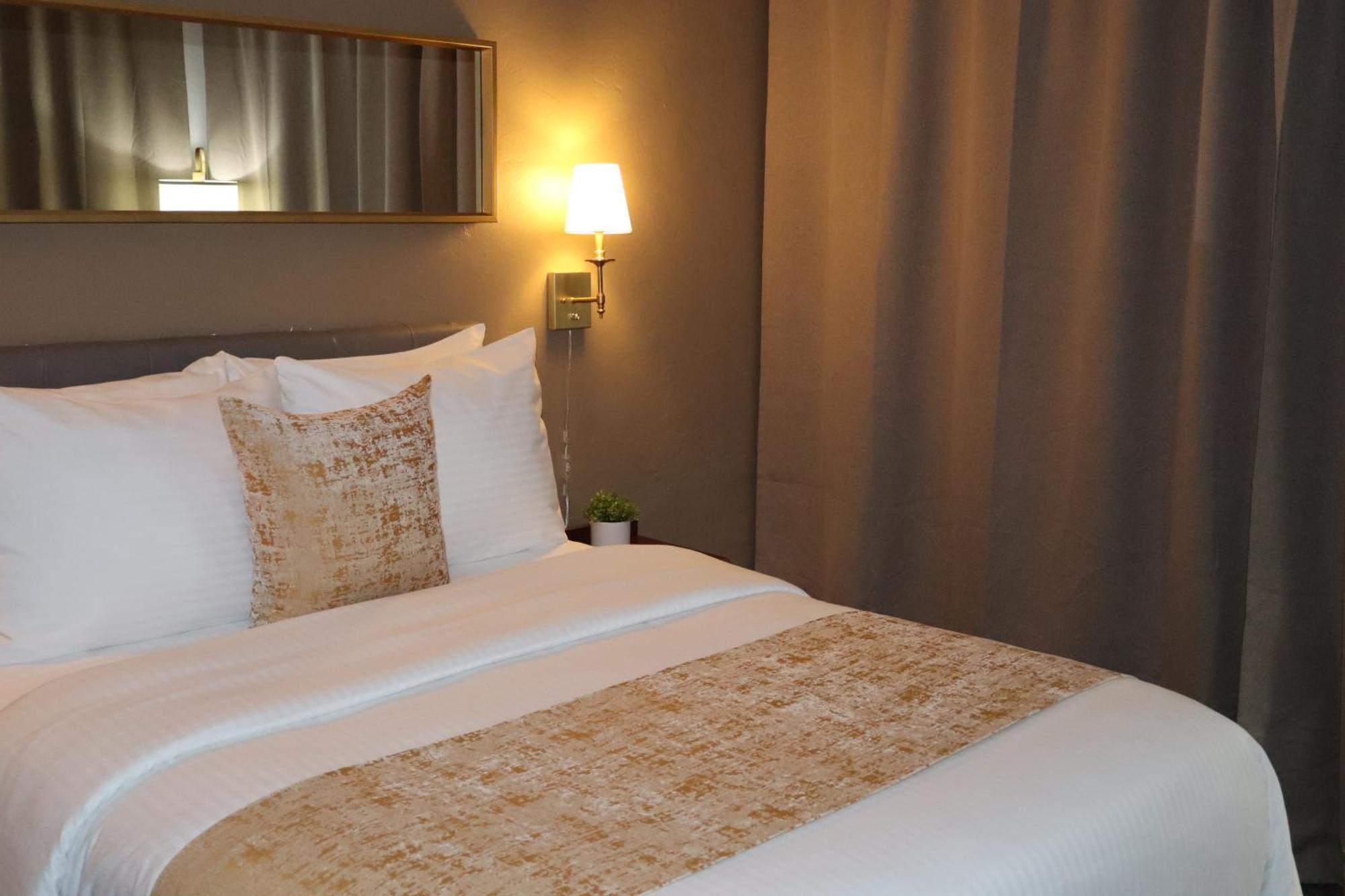 Tb Hotel Downtown Miami Bagian luar foto